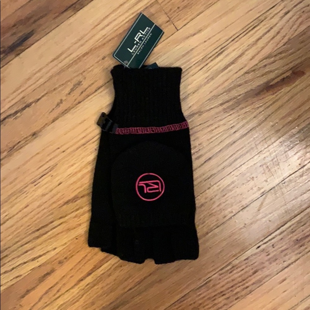 Fingerless gloves